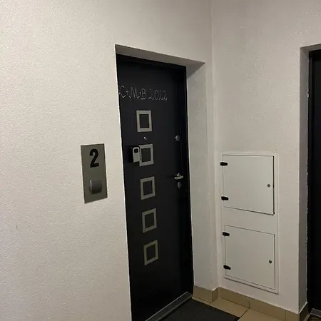 Apartament Ku Sloncu Lägenhet